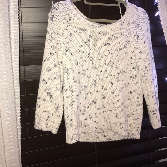 Tops - Sweater